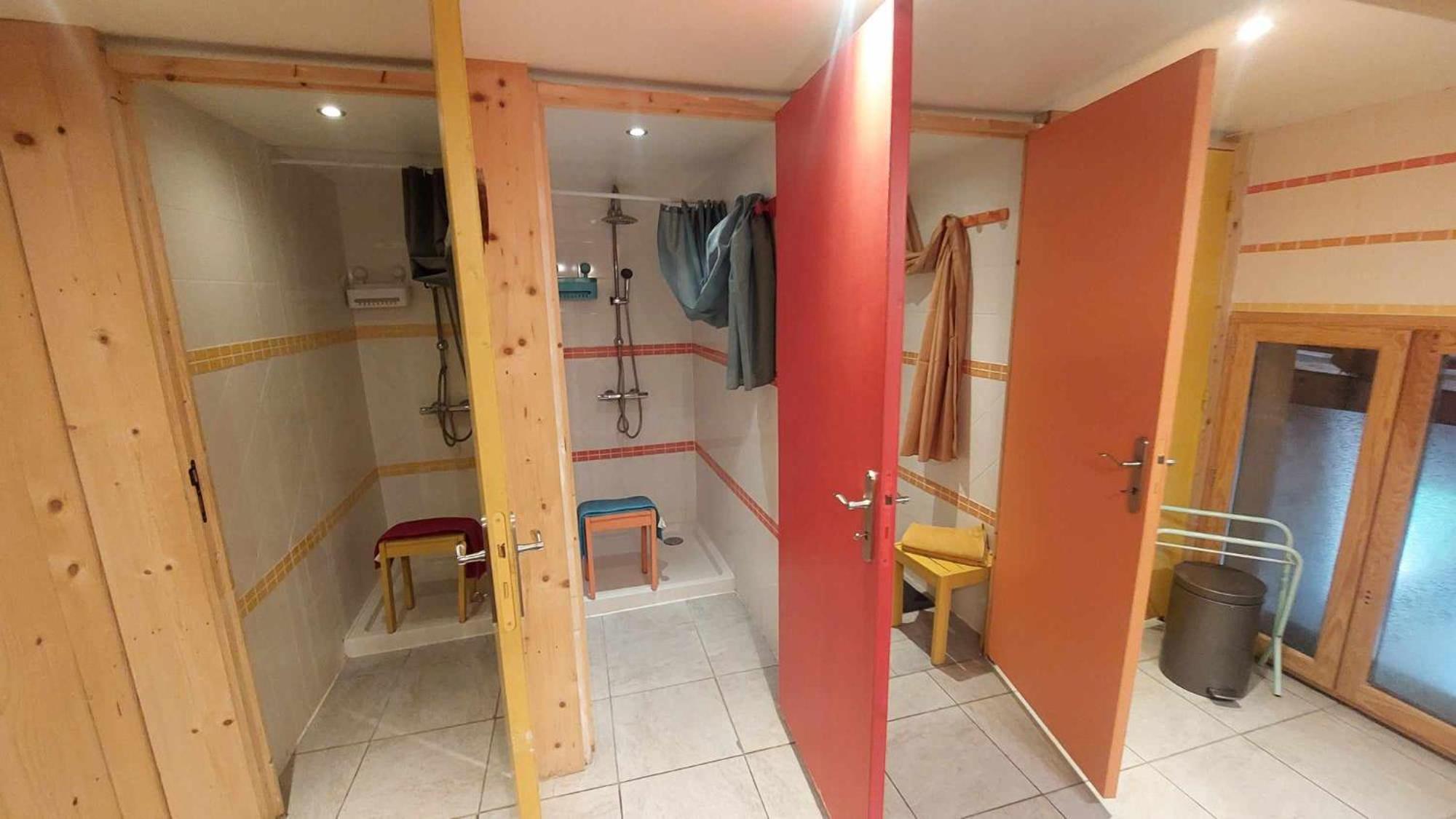 Yourtes Olachat Proche Annecy Faverges Luaran gambar