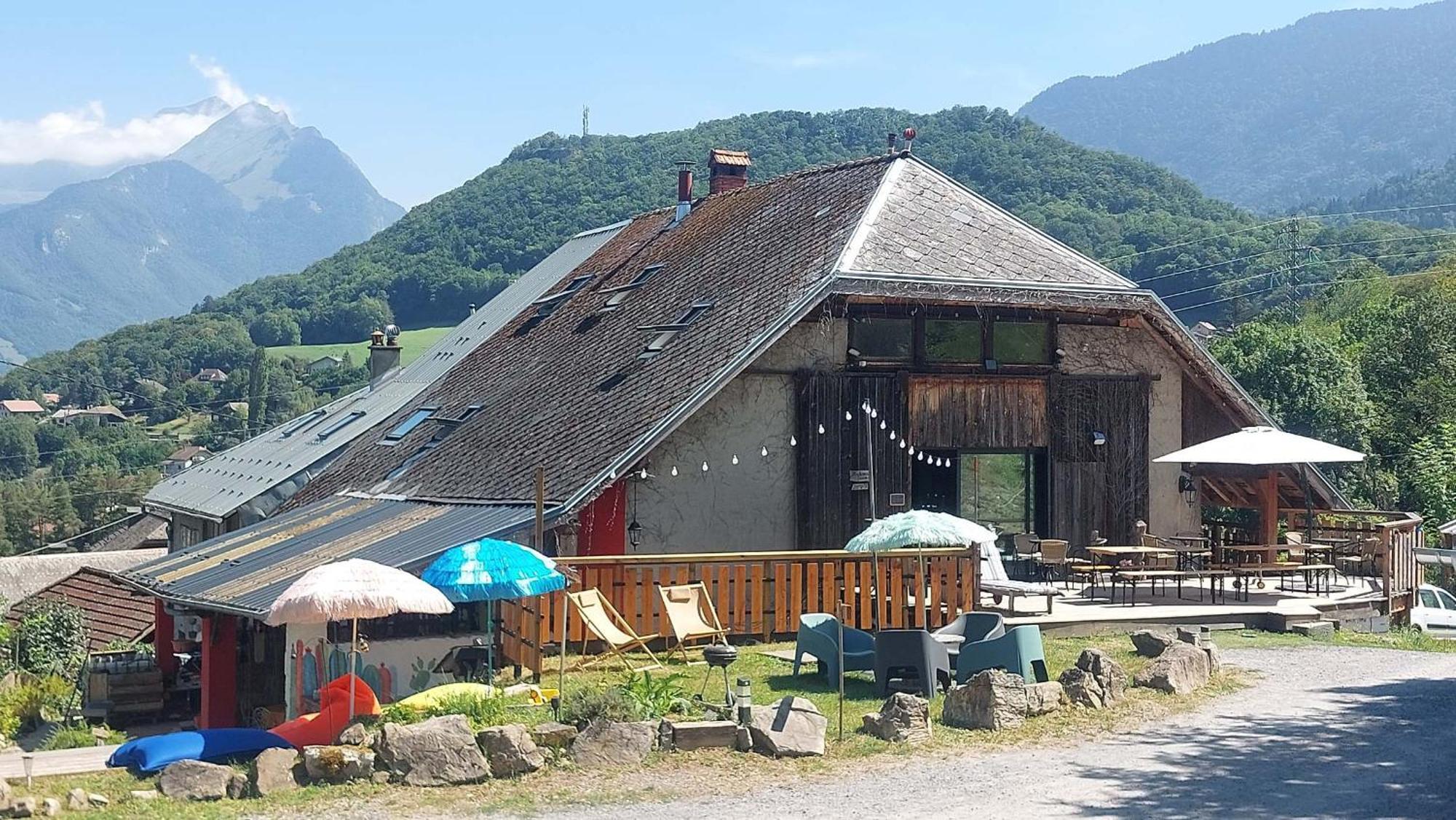Yourtes Olachat Proche Annecy Faverges Luaran gambar